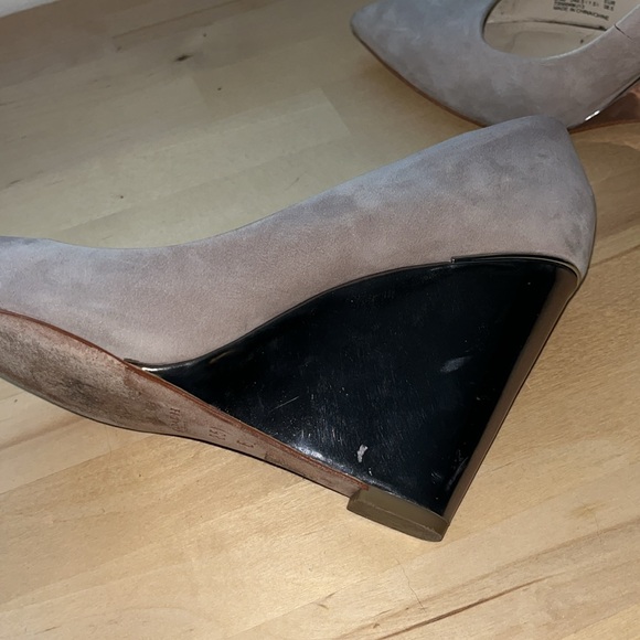 Coach Orchard Nubuck Leather Wedge - Picture 3 of 7